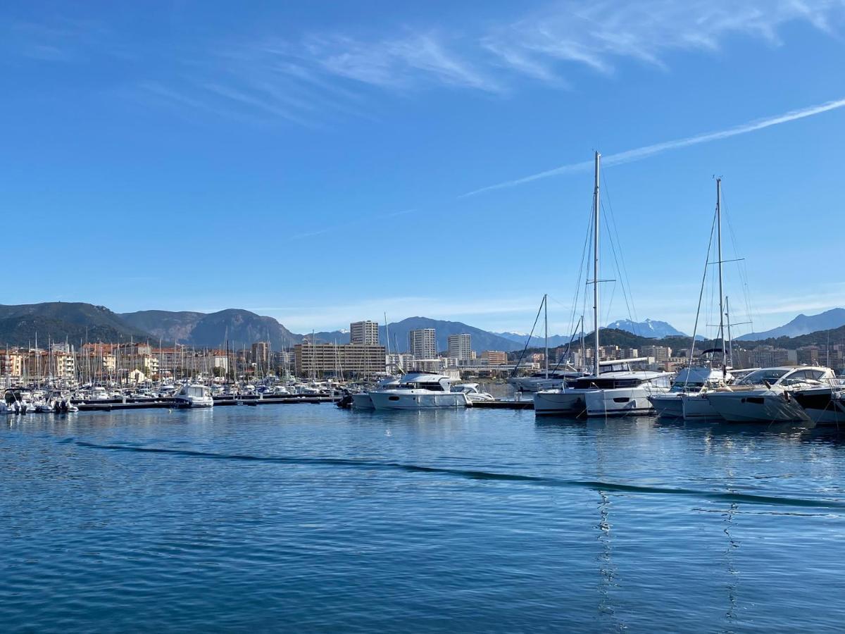 Holiday Inn Express Ajaccio By Ihg ภายนอก รูปภาพ