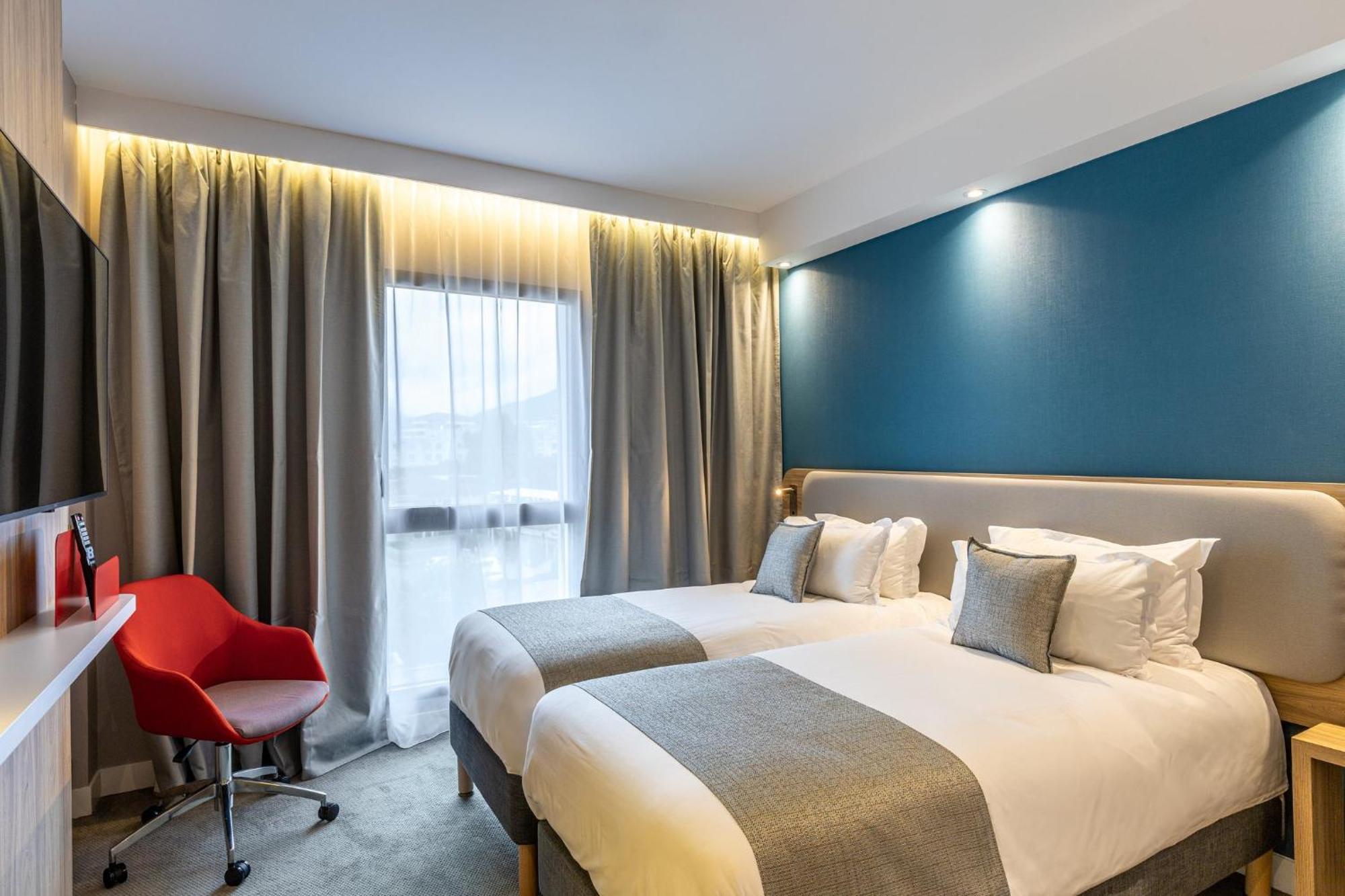 Holiday Inn Express Ajaccio By Ihg ภายนอก รูปภาพ