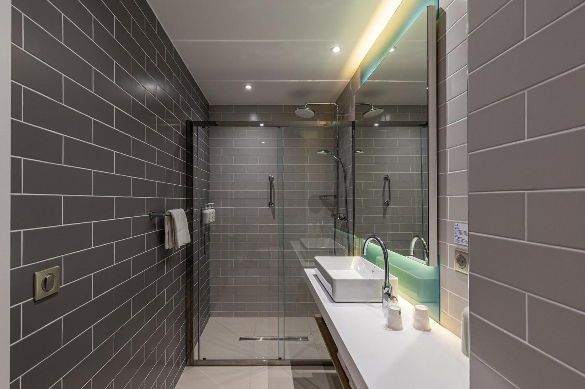 Holiday Inn Express Ajaccio By Ihg ภายนอก รูปภาพ